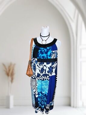 Luxe by Carmen Marc Valvo 1XW Abstract Print Beaded Neckline Shift Dress